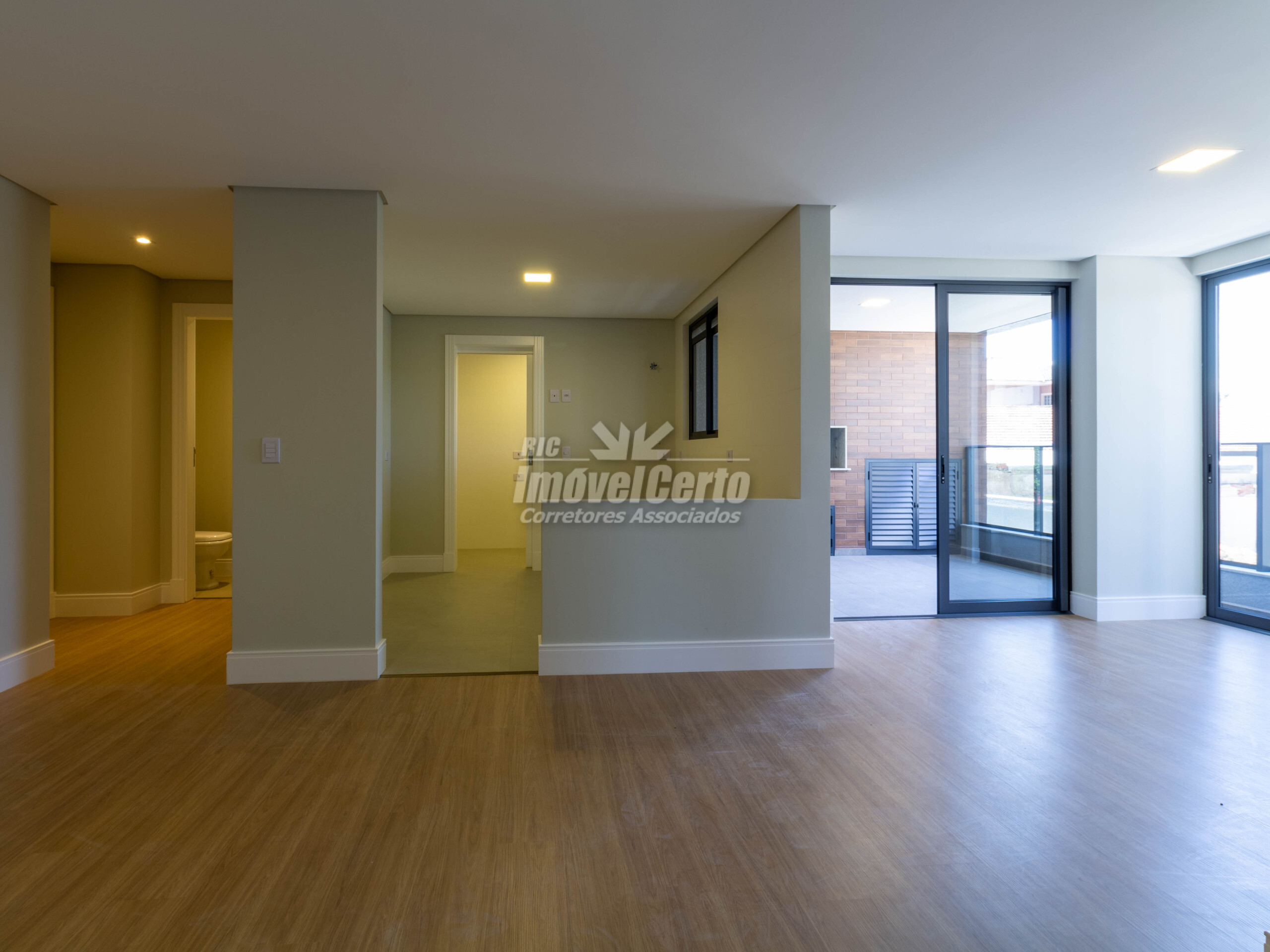 Apartamento à venda no Cristo Rei, 112 m² próximo