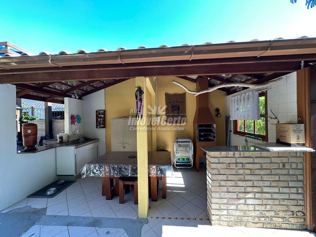 SAMBAQUI - Casa com 2 dormitórios à venda, 201,78
