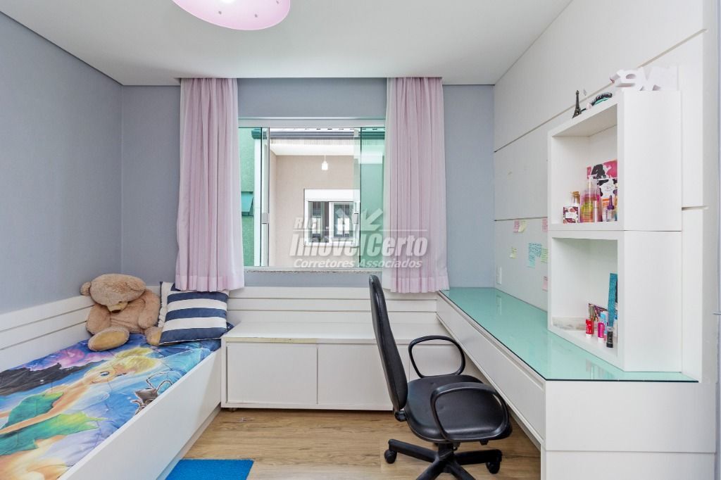 Ótima Casa no Residencial Bouganville II com 199,0