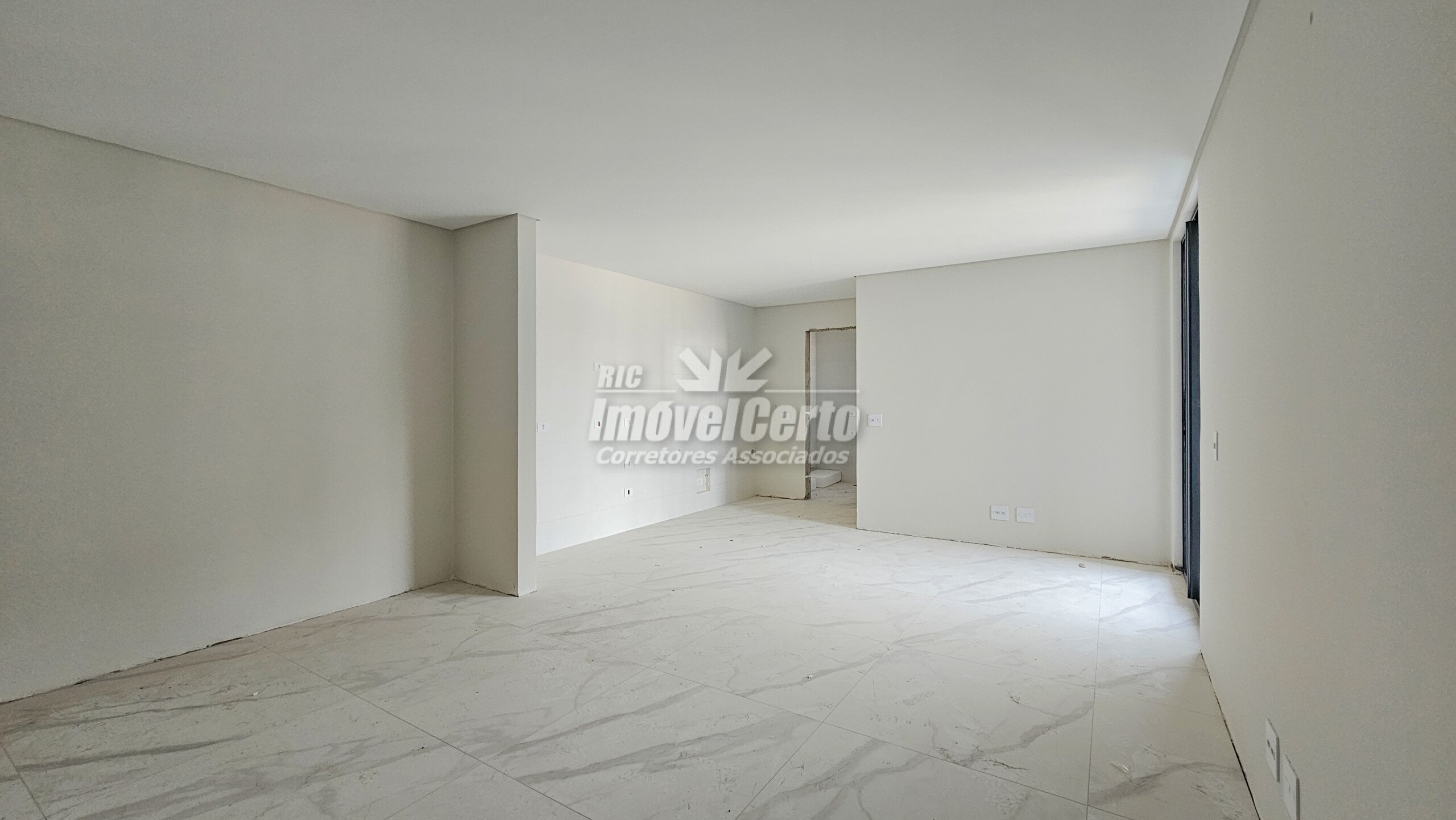 Apartamento alto padrão 87 m² com 2 suítes e 2 vag