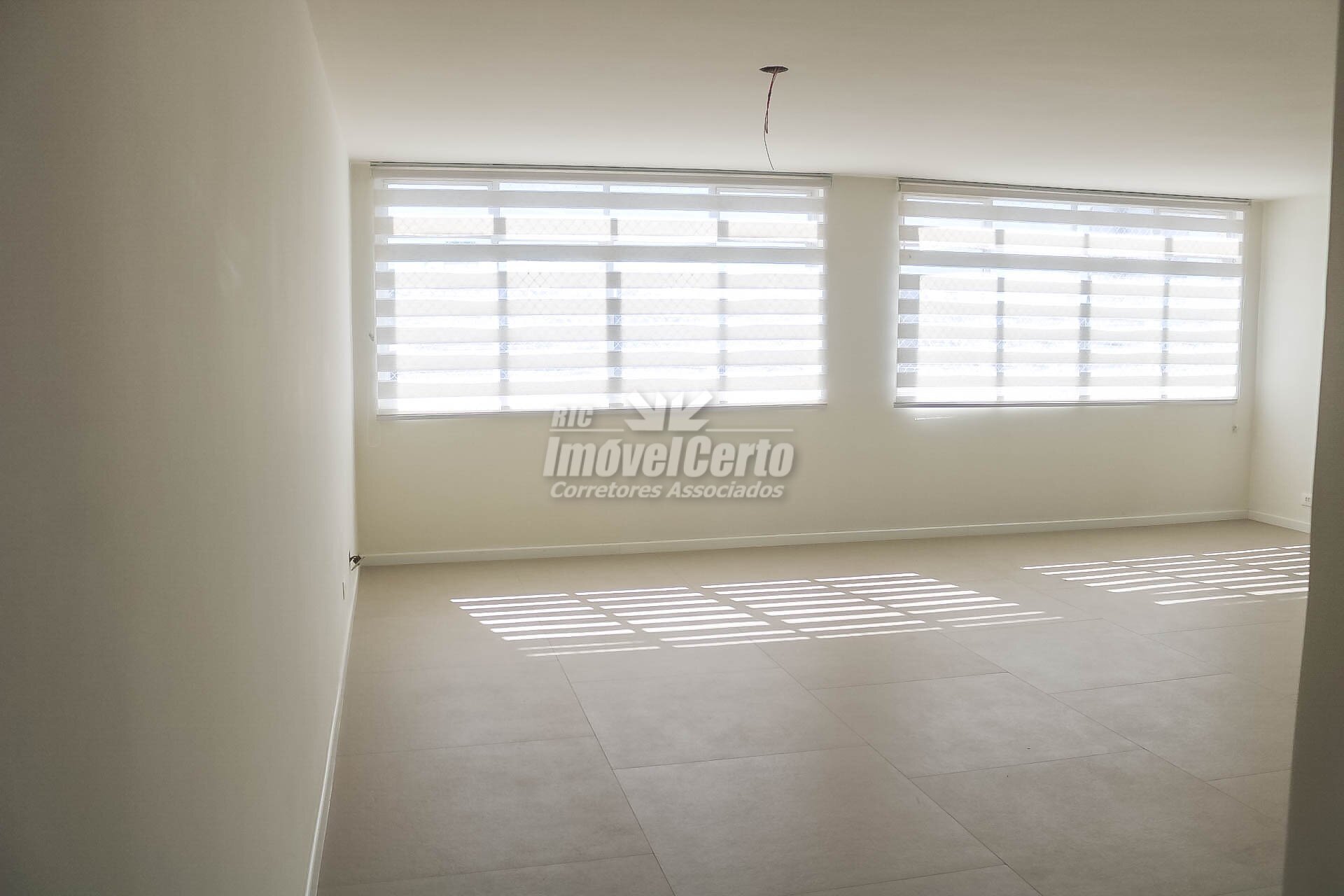 Apartamento 3 quartos, reformado para receber uma