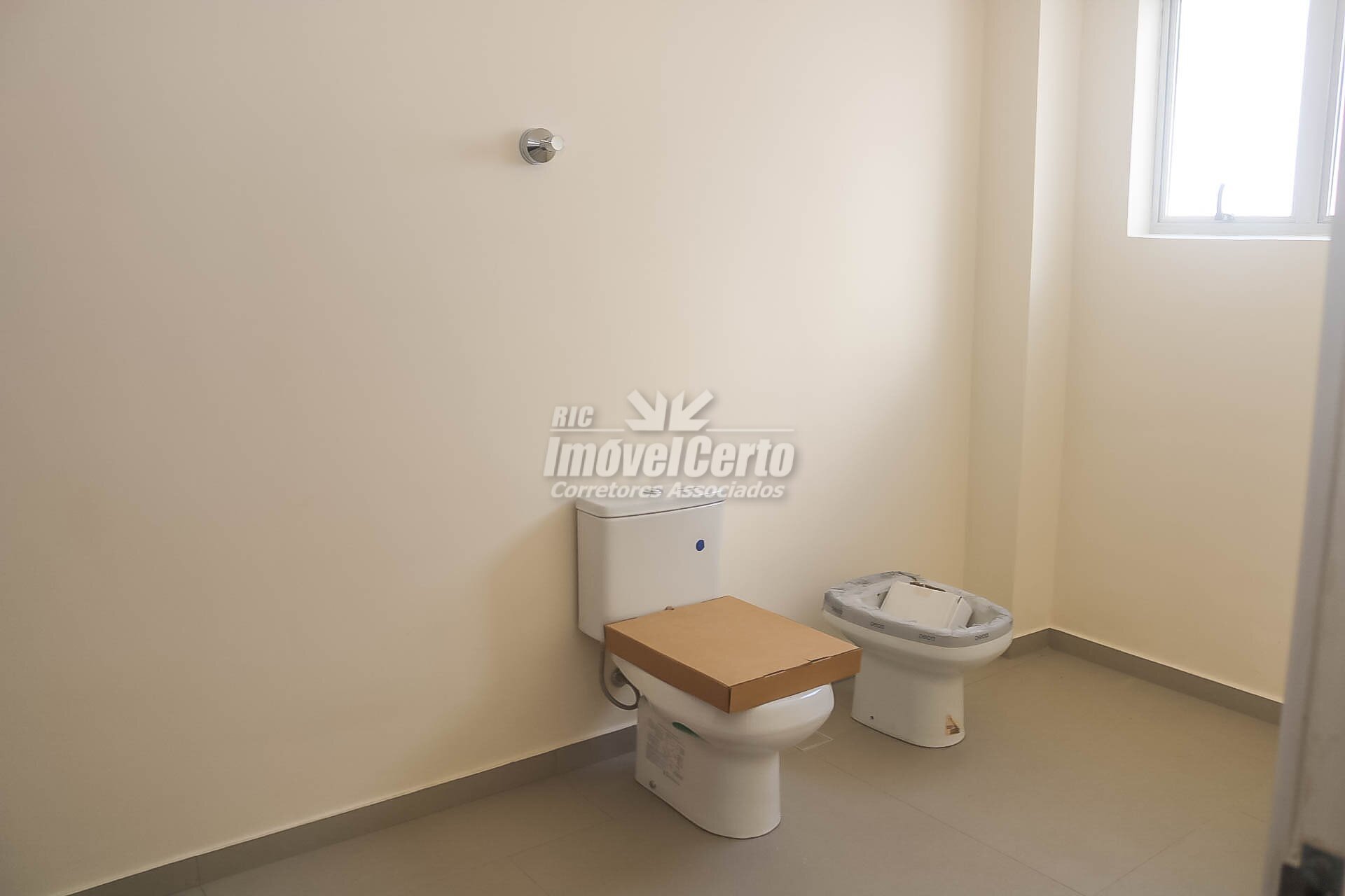 Miniatura 13