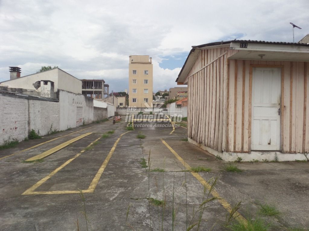 Terreno no Santa Quitéria, divisa com Seminário, h