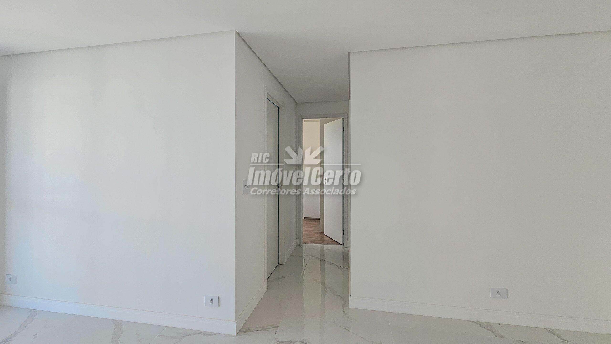 Miniatura 11