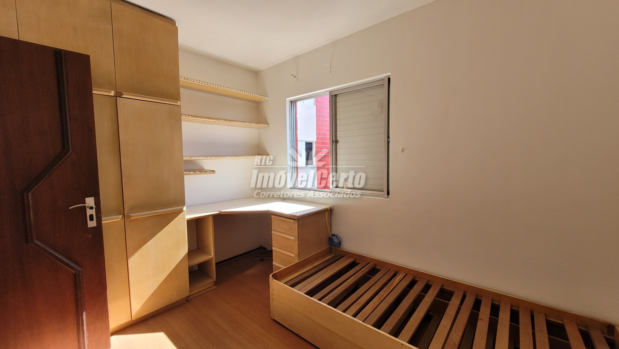 Miniatura 12