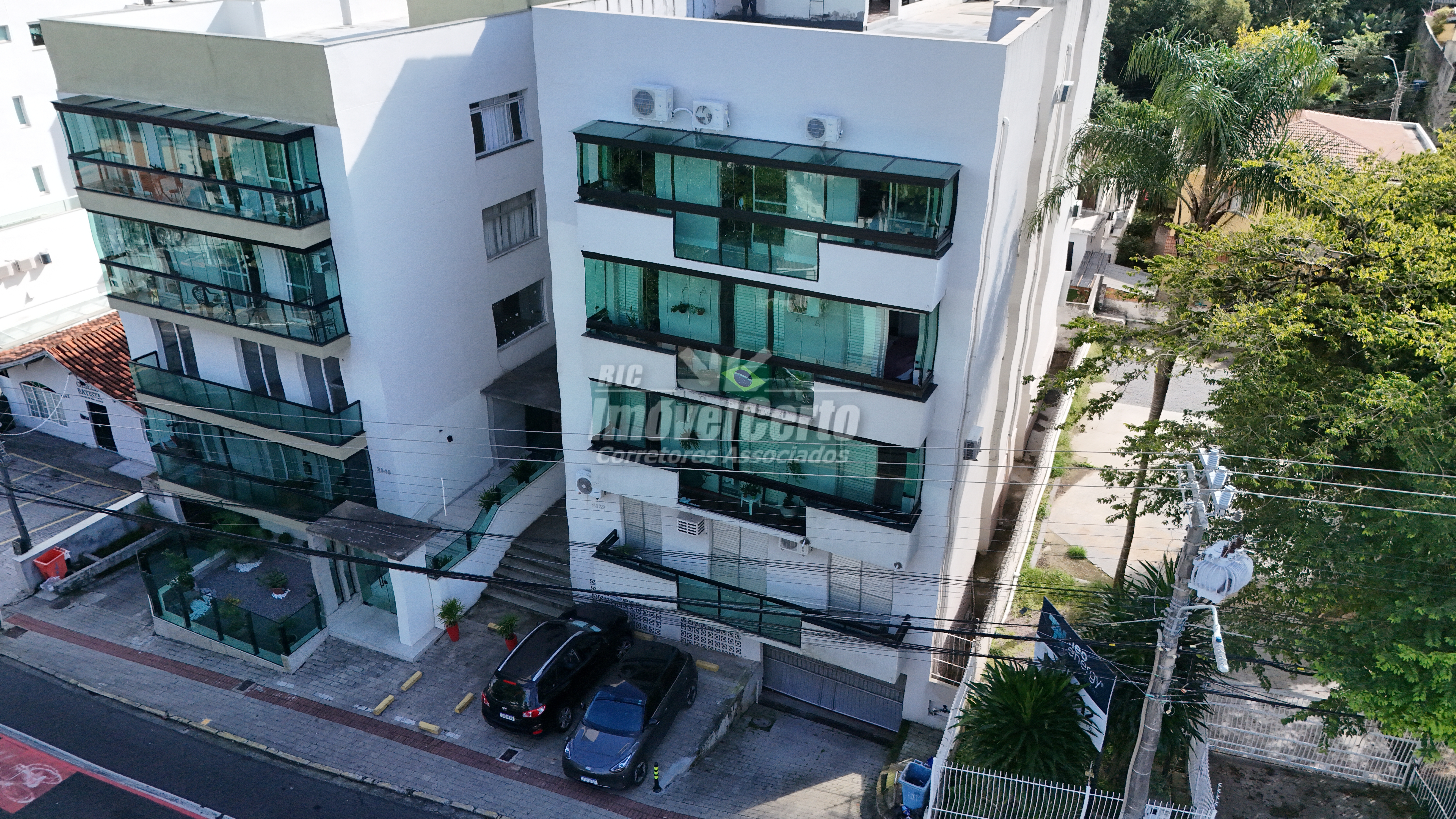 Apartamento de 98 m² privativo com 3 dormitórios s