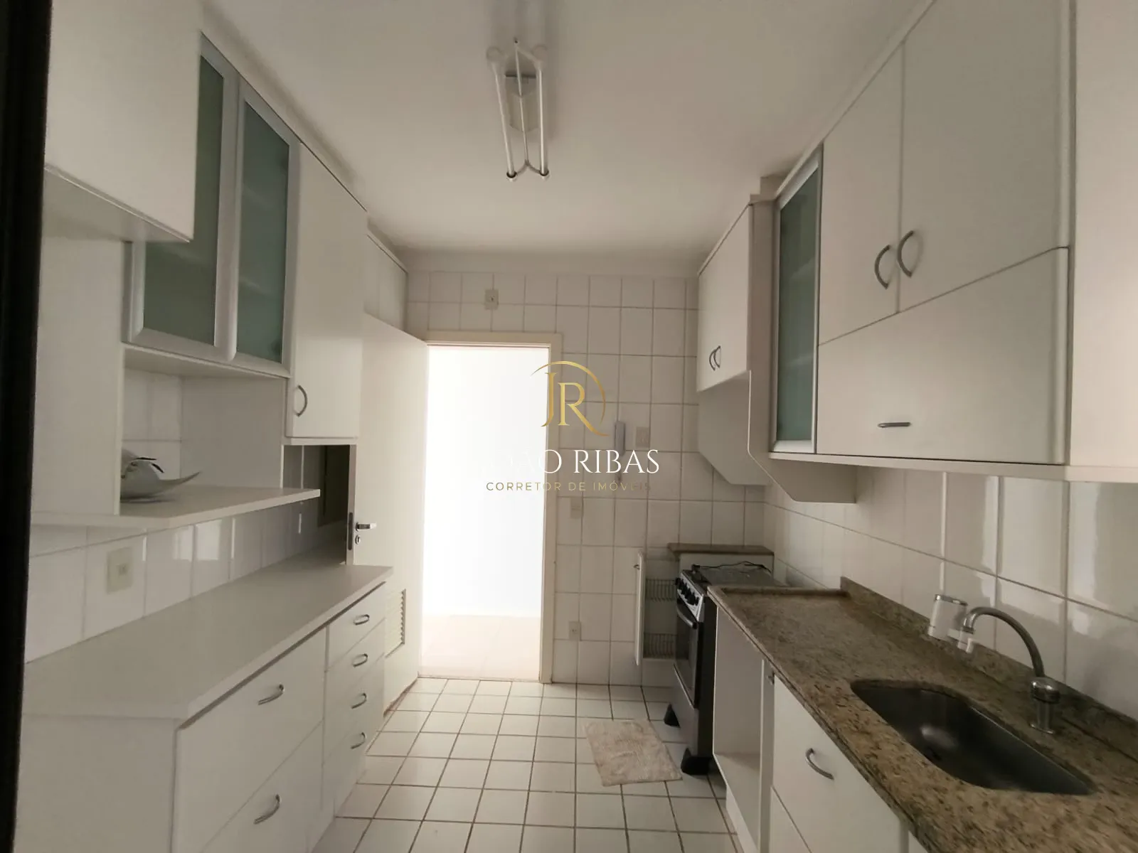 Apartamento à Venda no Jardim Paulista | 3 Quartos, 1 Suíte | 95 m²