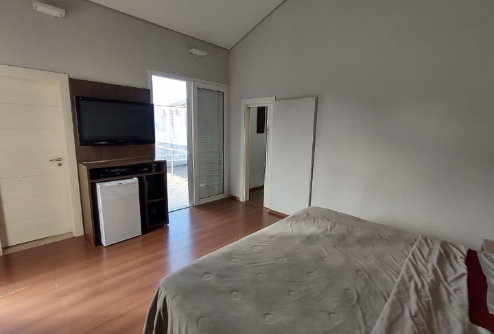 CASA DUPLEX Á VENDA NO CONDOMÍNIO  BELVEDERE 1