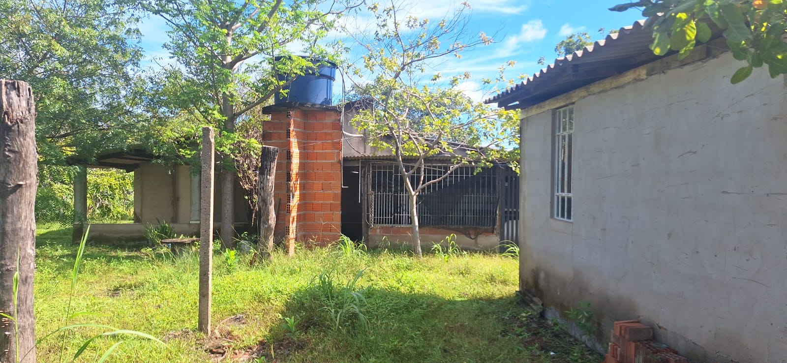 Chácara a 28km de Cuiabá .