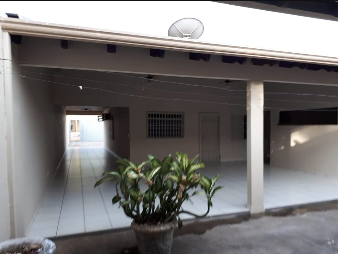 Casa  4/4-  Cophema