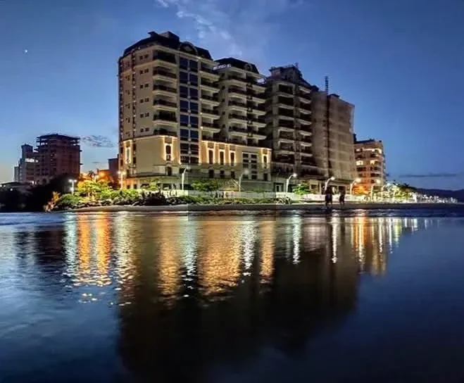 Oportunidade à venda, Edifício La Rivière frente mar! R$ 7.200.000,00!!!