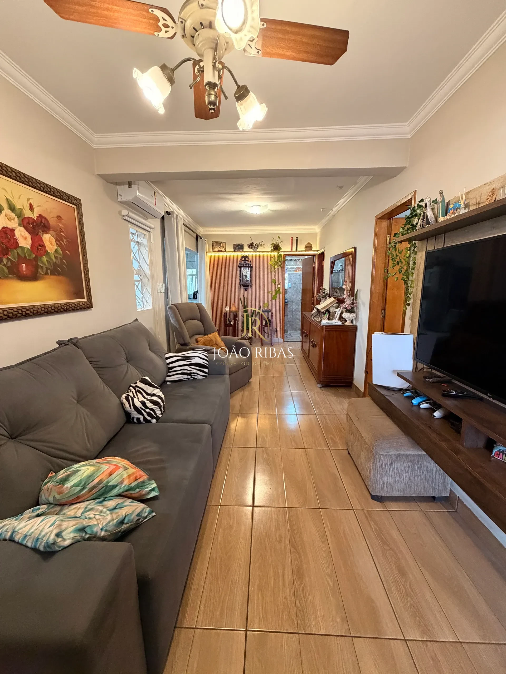 Casa à Venda no Jardim Geraldo de Carvalho | 3 Quartos, Sendo 1 Suíte | 168,36 m²
