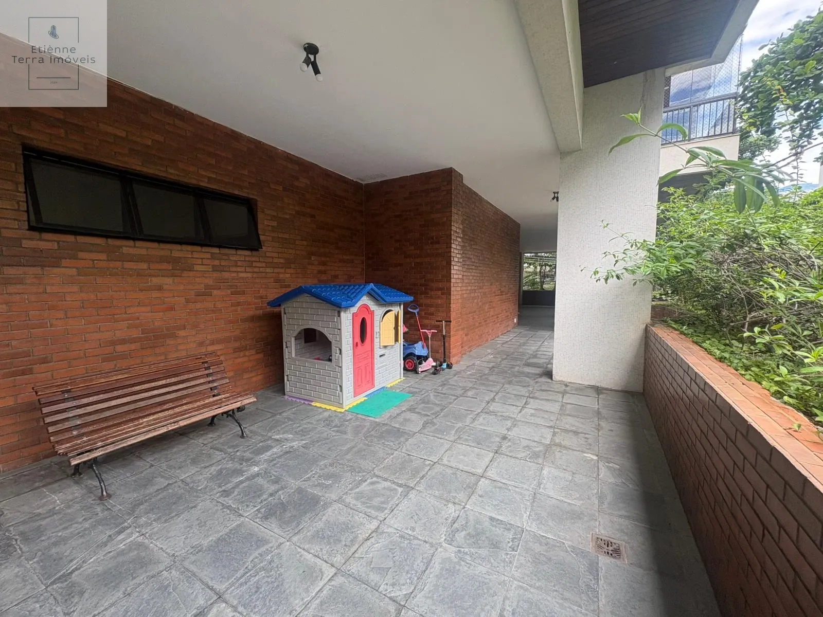 Apartamento no Humaitá
