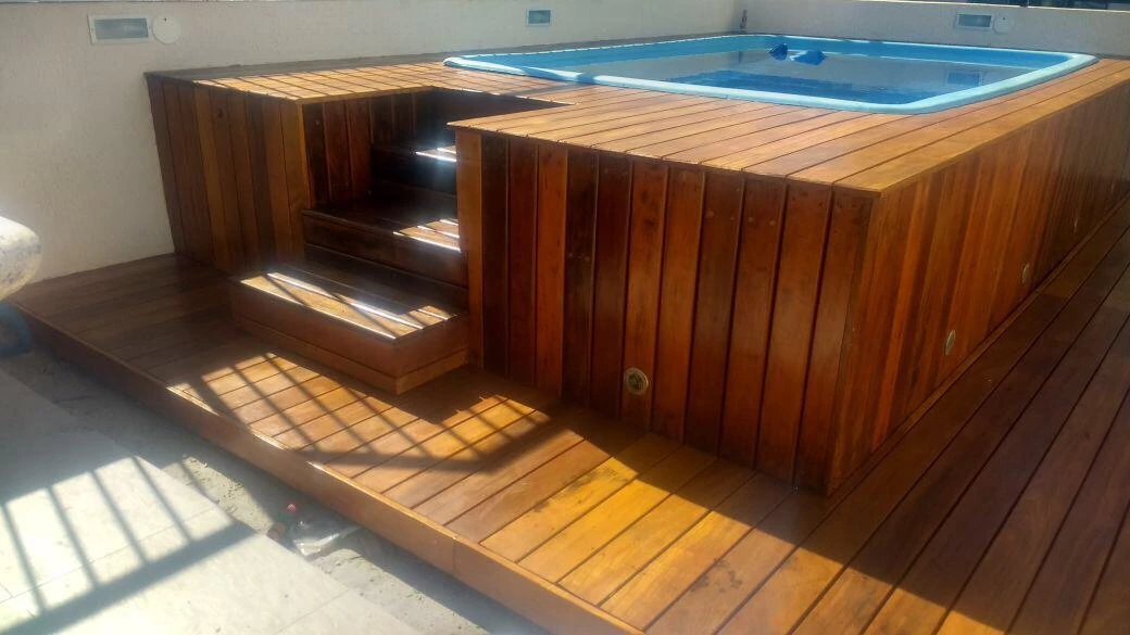 Cobertura à Venda na Praia da Enseada Guarujá | Piscina Privativa | Churrasqueira | 2 Quadras do Mar