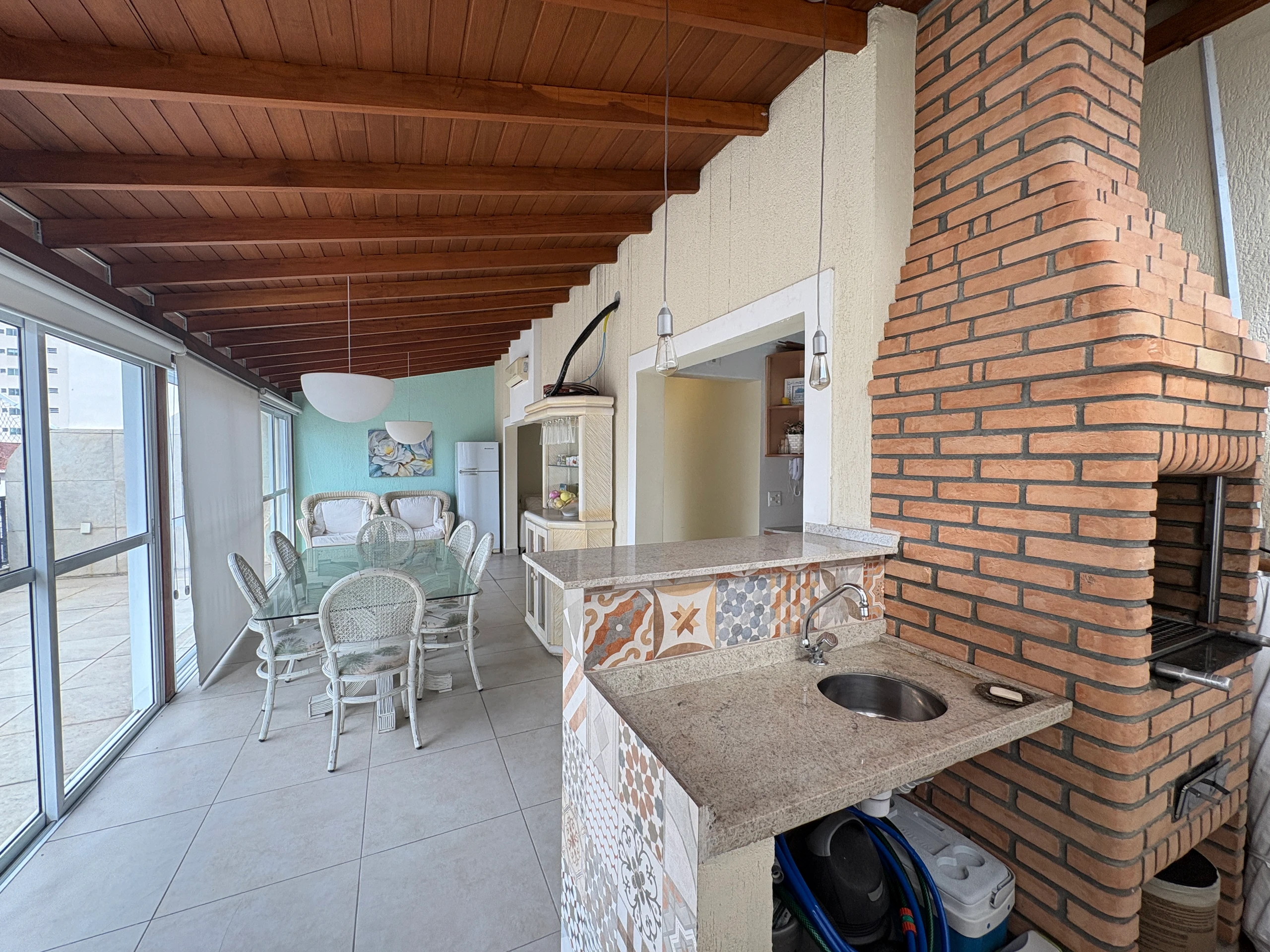 Cobertura à Venda na Praia da Enseada Guarujá 3 dormitorios | Área Gourmet Privativa | 2 Quadras do Mar