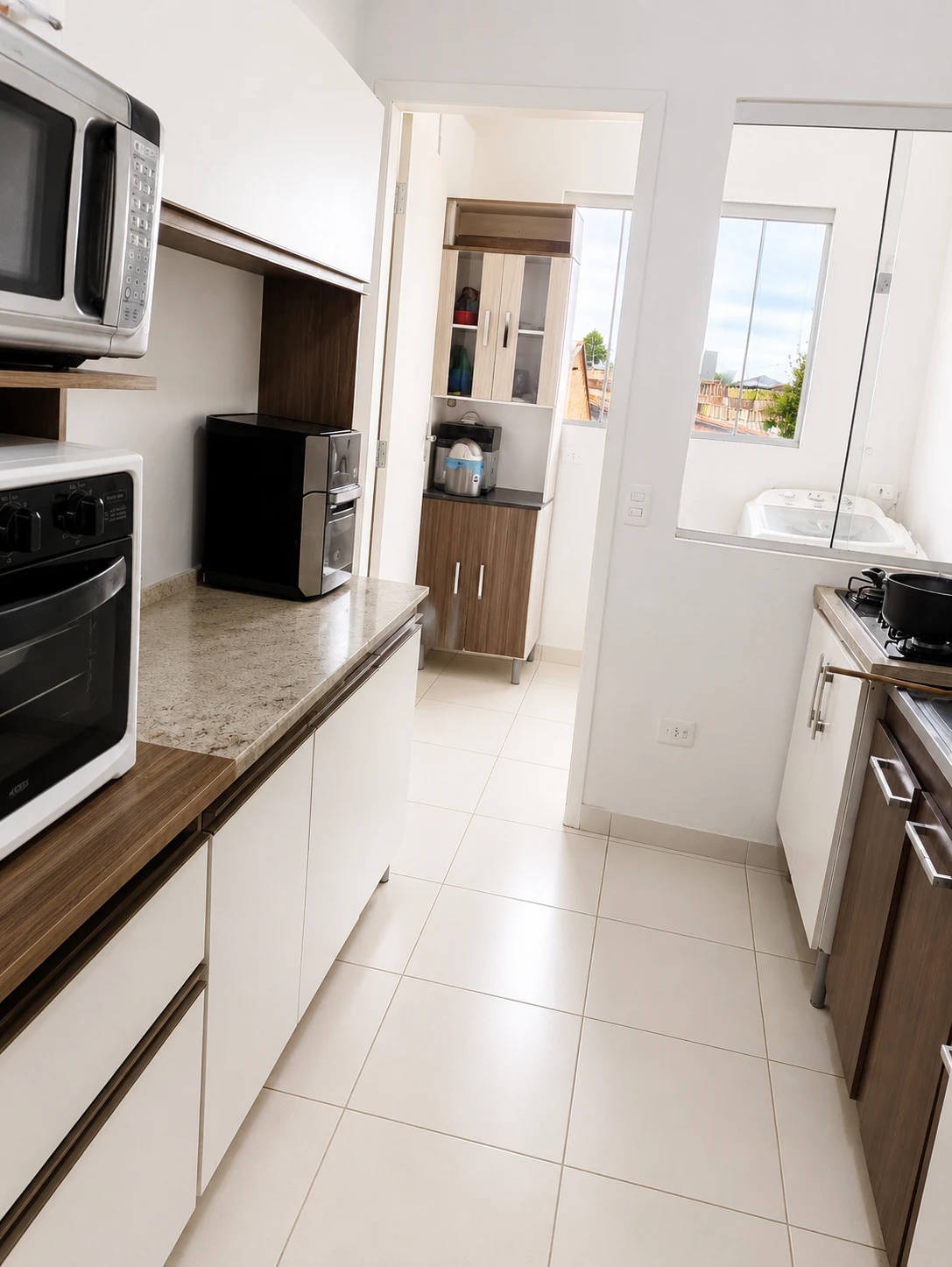 sobposta com 55 m² sacada ampla e garagem coberta