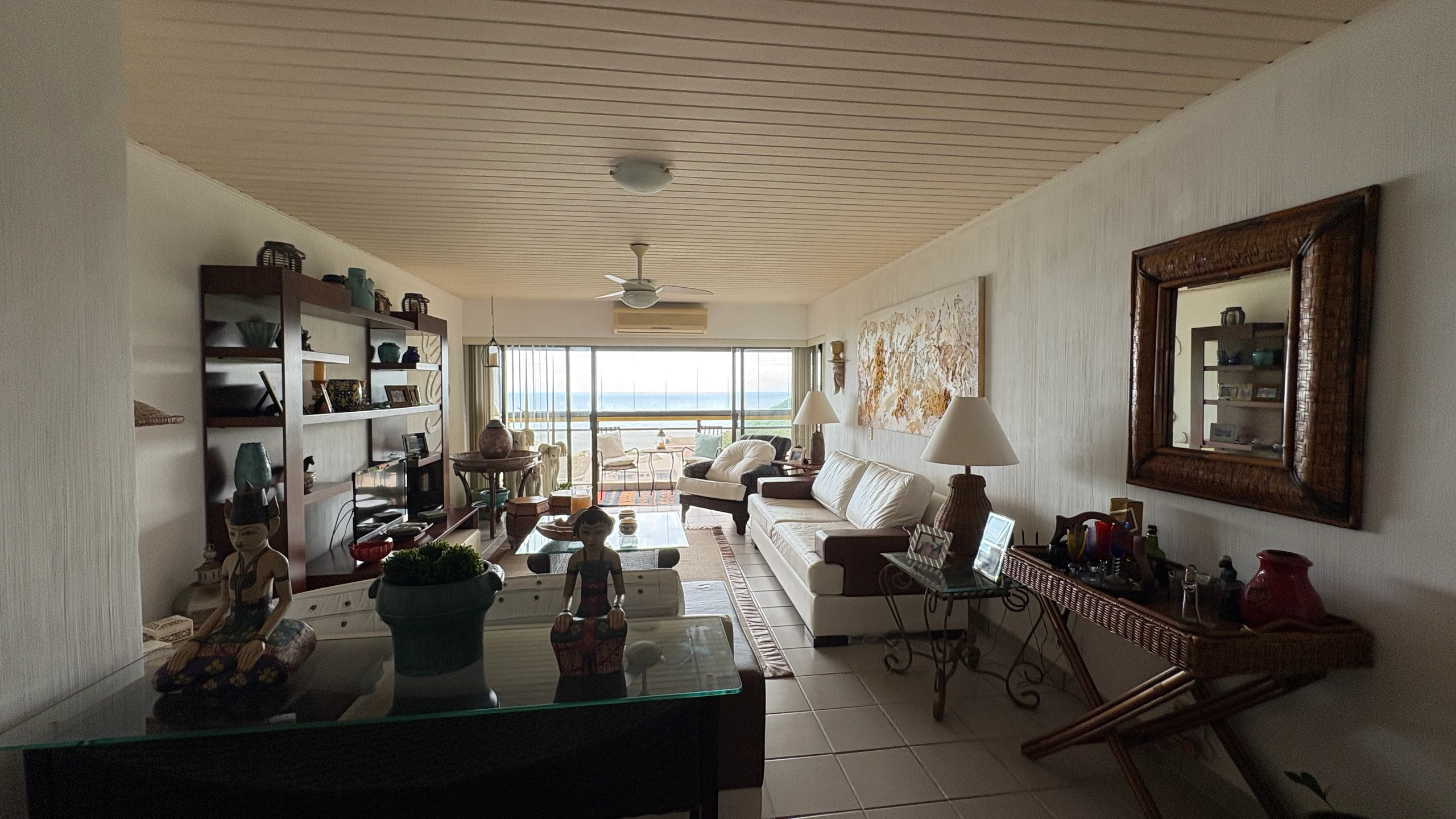 Apartamento no Condomínio Sorocotuba, Guarujá — 3 Dormitórios, 168 m², Vista para a Natureza e Lazer Completo