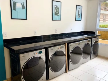 Apartamento Novo na Praia da Enseada, Guarujá — 2 Dormitórios, Lazer Completo e 2 Vagas