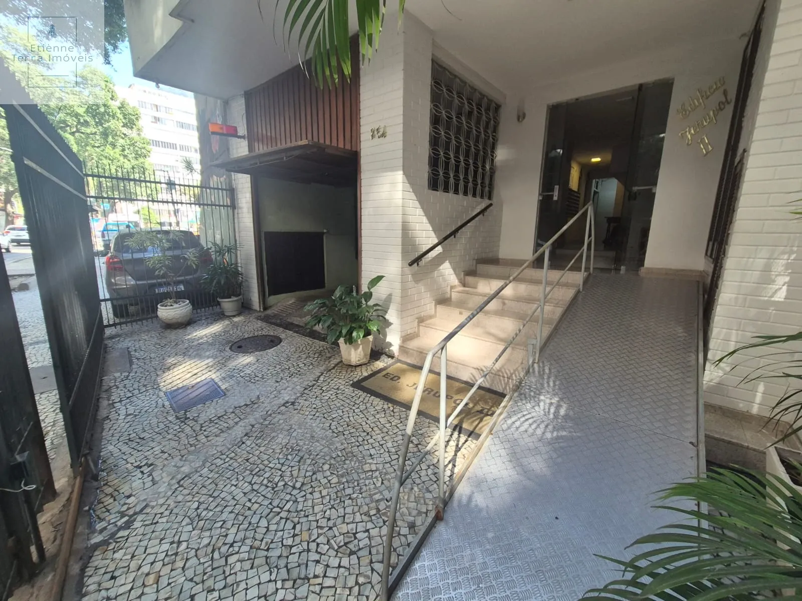 Apartamento Conjugado em Copacabana