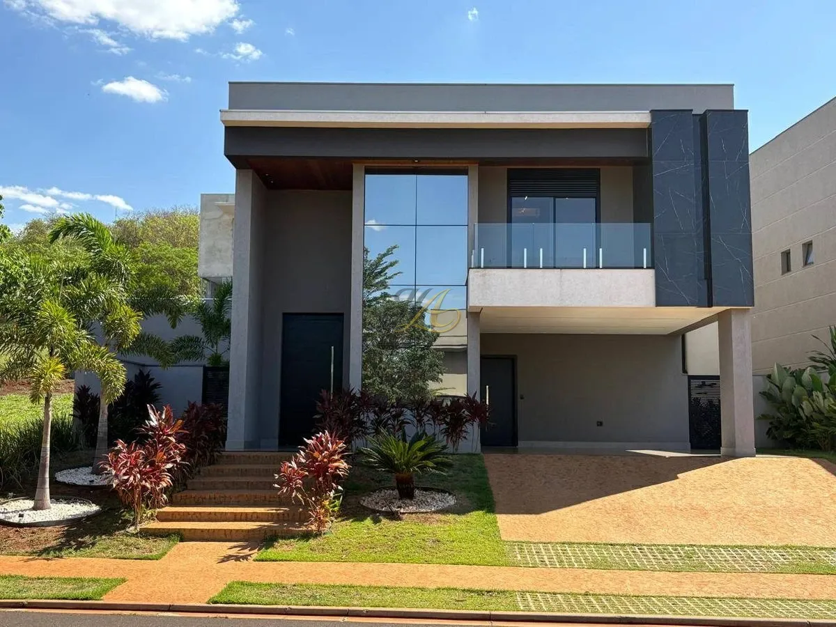 Sobrado de 305m² com 03 suítes, piscina aquecida e energia fotovoltaica à venda em condomínio | Alphaville