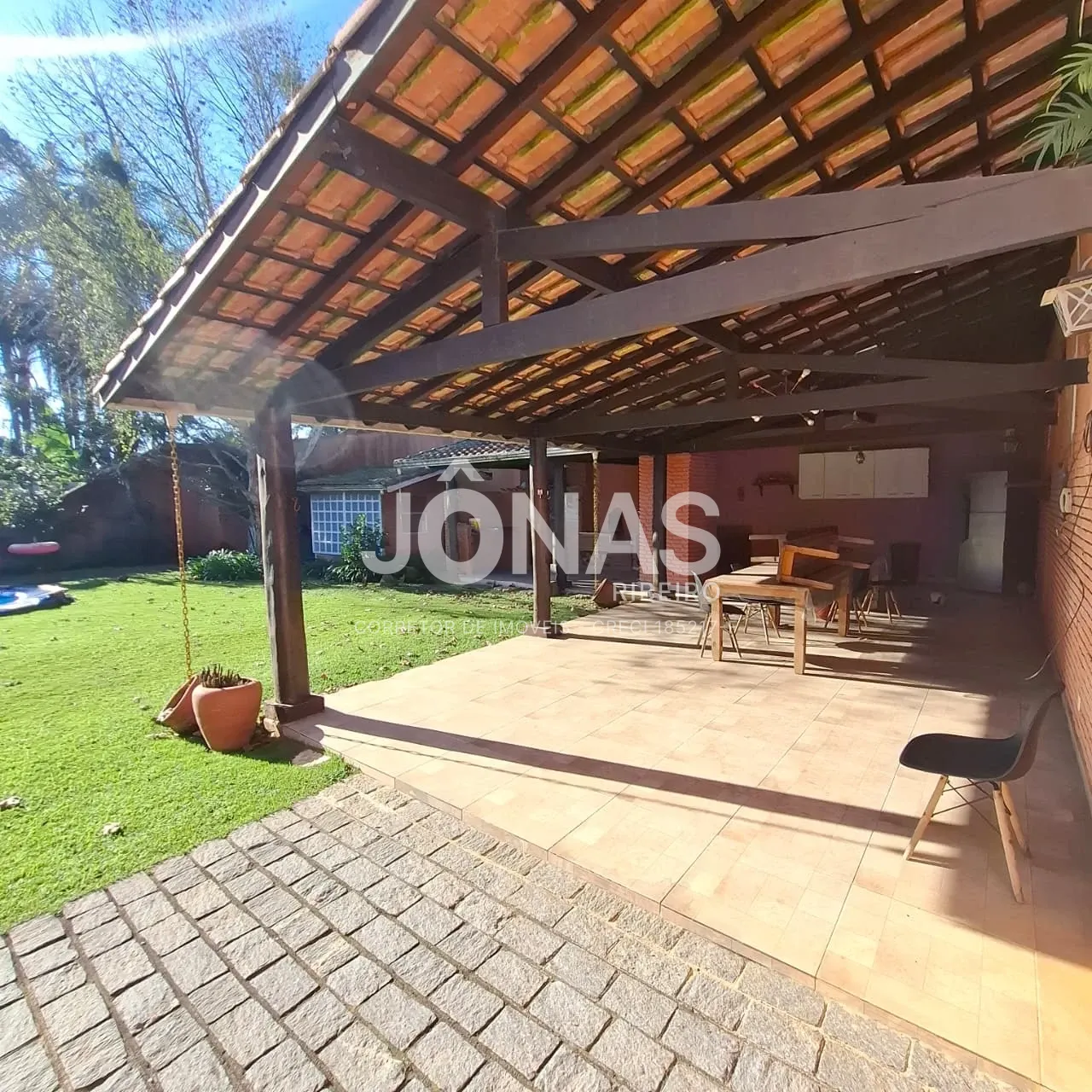 a venda Casa Térrea em Interlagos, 03 quartos suite 04 vagas, Bolão de Interlagos - Laguinho