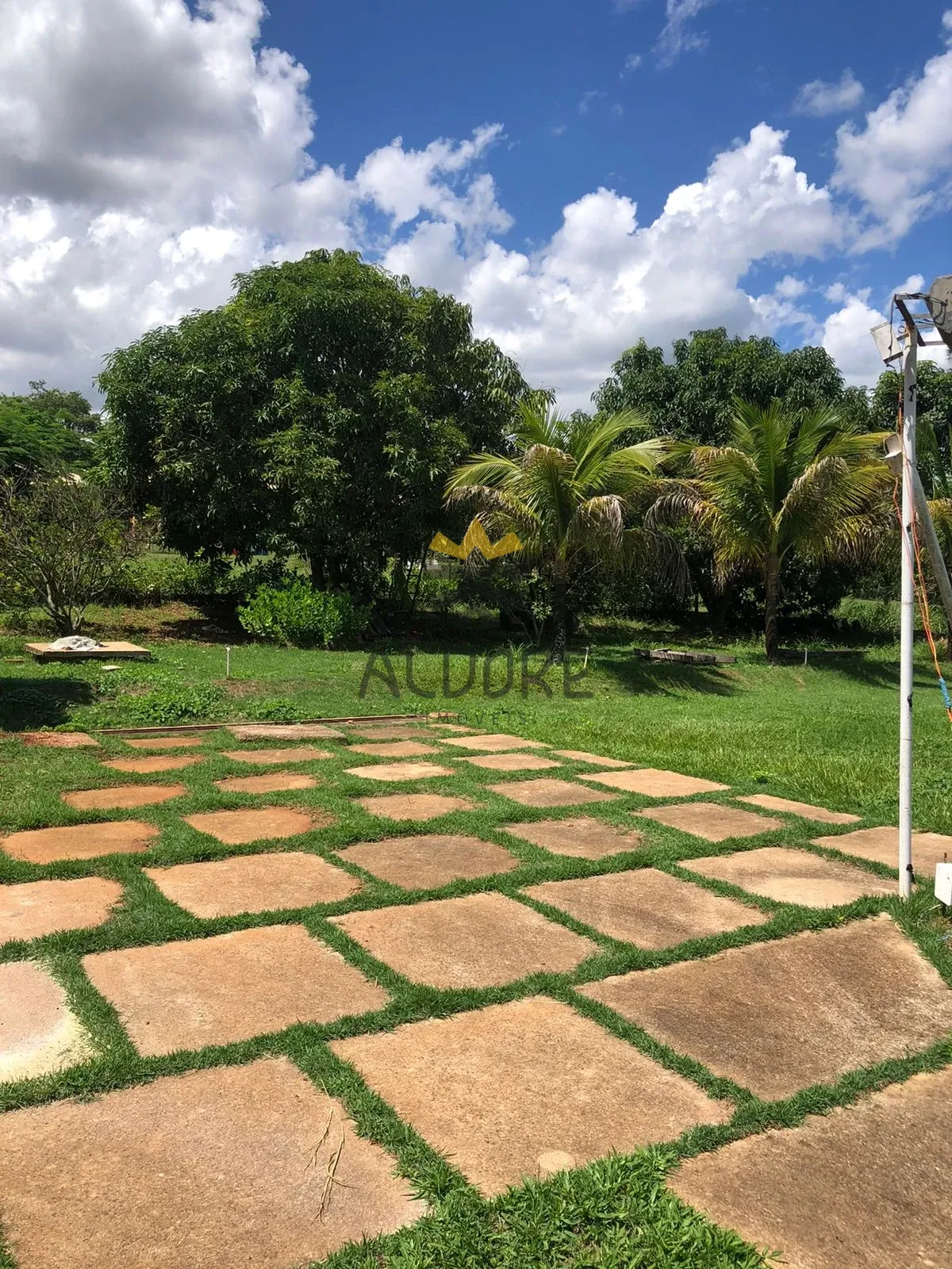 Lote a venda - Condomínio Terra do Boi II