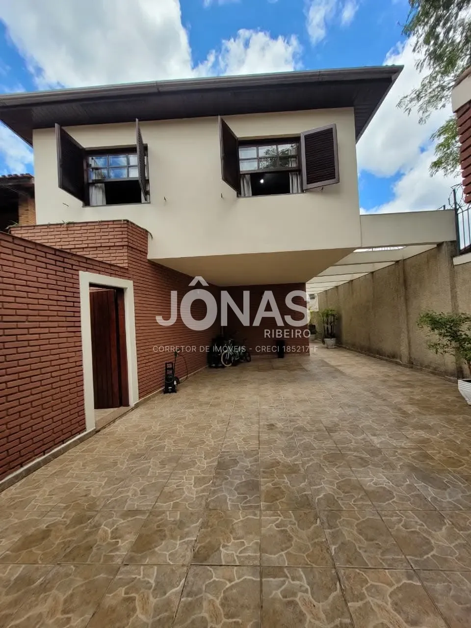 a venda Casa em Interlagos, 04 quartos suite 04 vagas, Bolsão de Interlagos