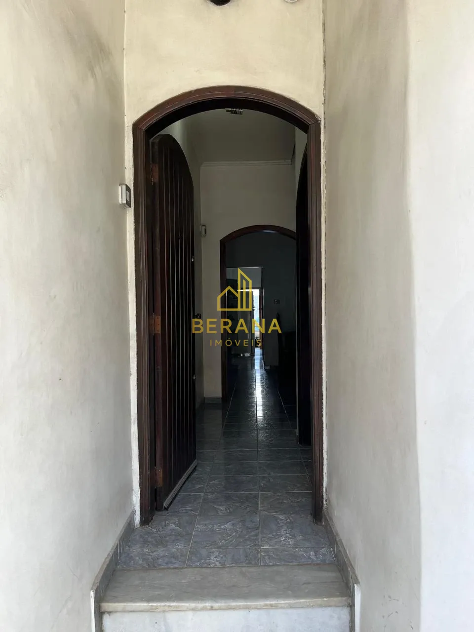 Sobrado Comercial ou Residencial á Venda no Pari