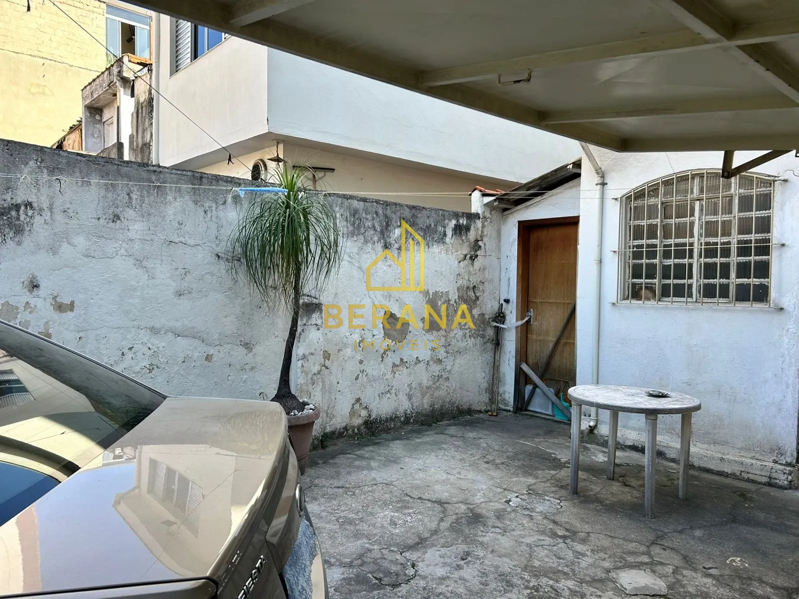 Sobrado Comercial ou Residencial á Venda no Pari