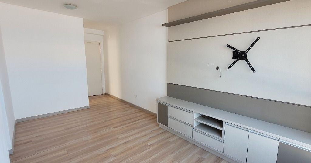 Apartamento com 3 dormitórios à venda, 60 m² por R$ 460.000,00 - Capão Raso - Curitiba/PR