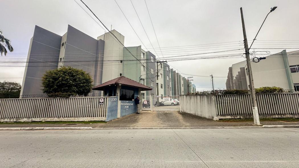 Apartamento com 2 dormitórios à venda, 52 m² por R$ 280.000,00 - Lindóia - Curitiba/PR