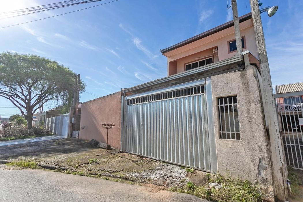 Terreno com Duas Construções – Excelente Oportunidade no Fazendinha