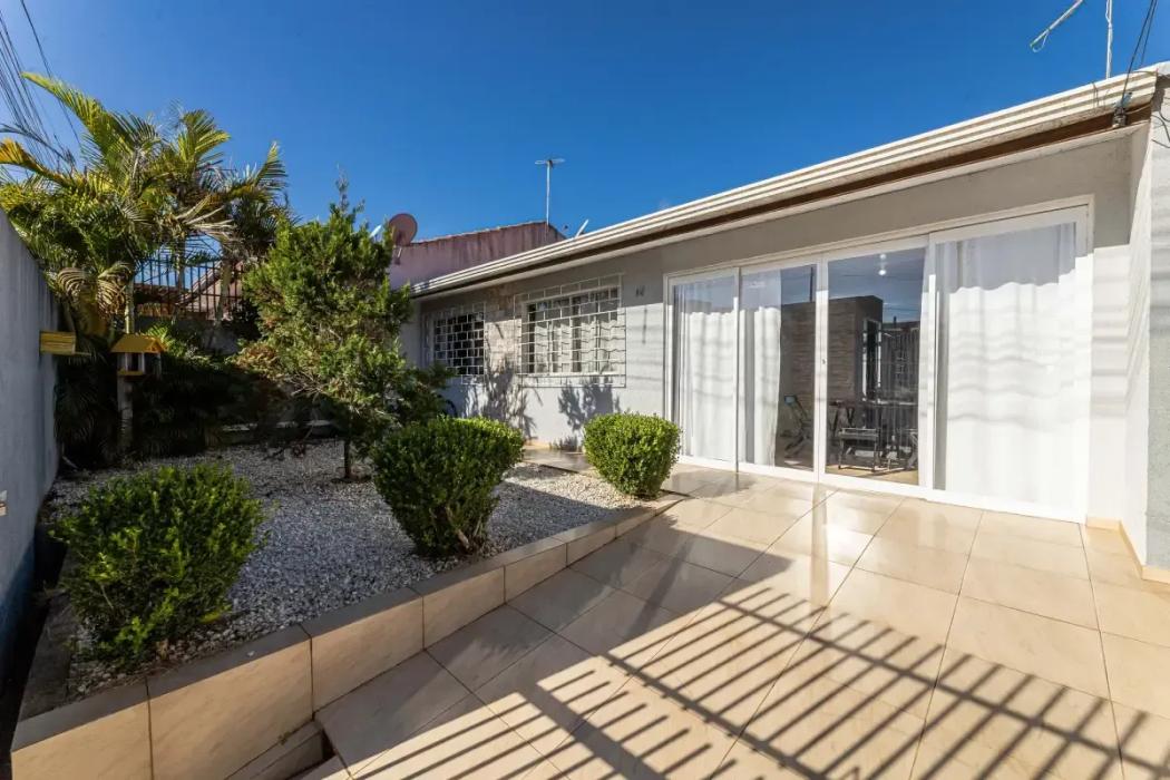 Casa térrea Cond Res Jardim Social, 3 quartos 1 suíte, 1 vaga de garagem, bairro Rivabem - Campo Largo/PR