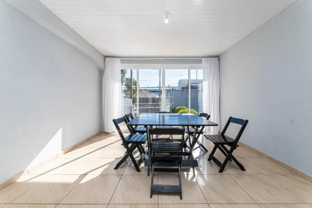 Casa térrea Cond Res Jardim Social, 3 quartos 1 suíte, 1 vaga de garagem, bairro Rivabem - Campo Largo/PR