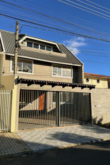 Sobrado 3 quartos à venda, 95 m² - Novo Mundo - Curitiba/PR