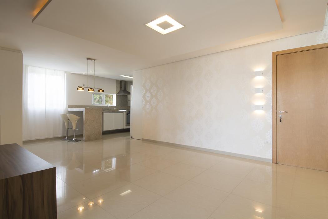 APARTAMENTO SEMIMOBILIADO 2 VAGAS DE GARAGEM | SEMINÁRIO