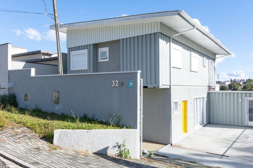 RESIDENCIA COM JARDIM SEMI-MOBILIADA NO S�O BRAZ