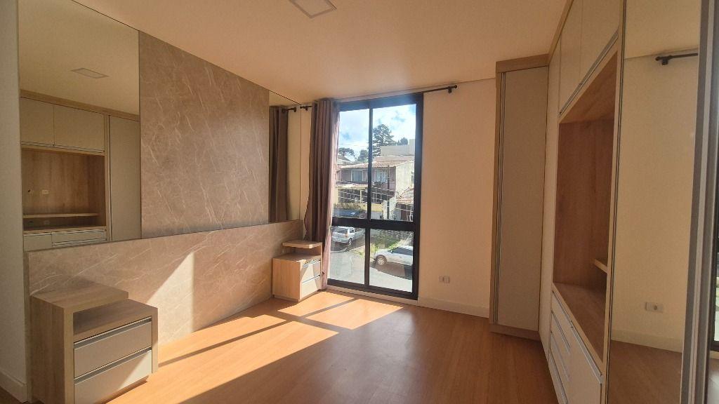 Sobrado com 3 dormitórios para alugar, 143 m² por R$ 5.259,42/mês - Tingui - Curitiba/PR