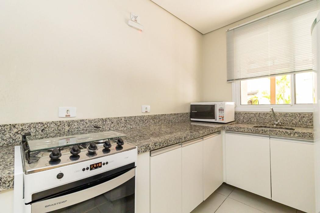 Apartamento Mobiliado 2 Quartos com Suíte e Sacada – Ao Lado do Jardim Botânico