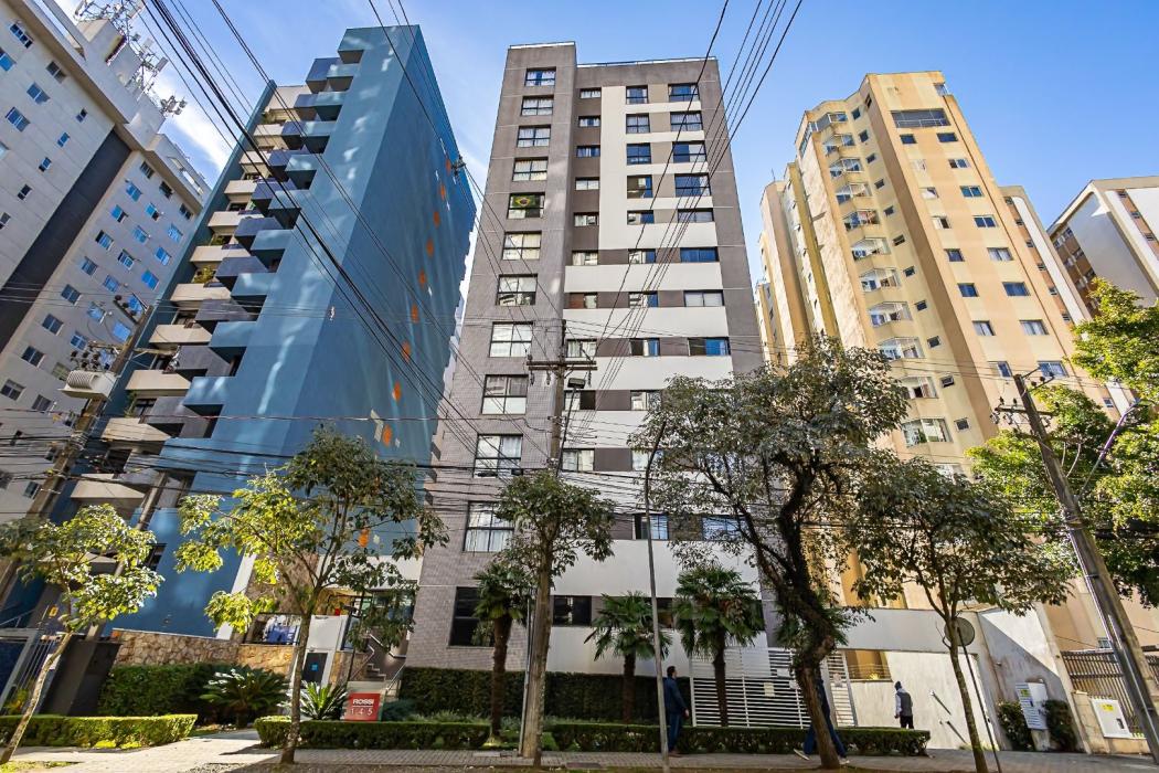 Apartamento Semi-Mobiliado com Sacada e Vaga – 49m², Cristo Rei