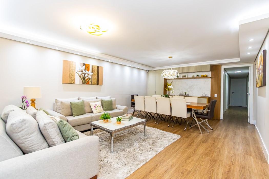 Casa Ampla com Espaço Gourmet e Suíte Conforto em Curitiba