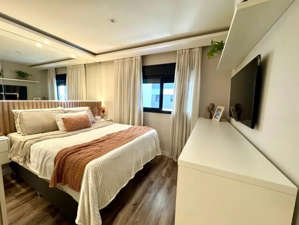Apartamento Duplex mobiliado, 2 suítes, 2 vagas, Vila Izabel, Curitiba