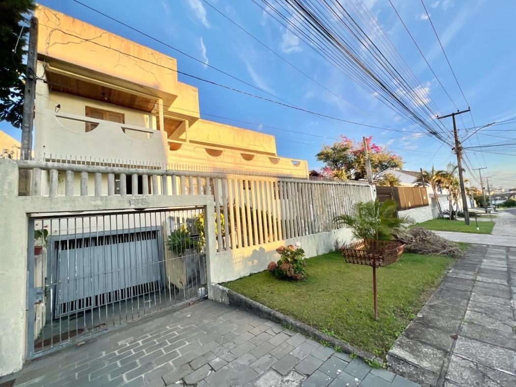 Casa para Venda em Curitiba, Jardim das Américas, 3 dormitórios, 2 suítes, 4 banheiros, 2 vagas