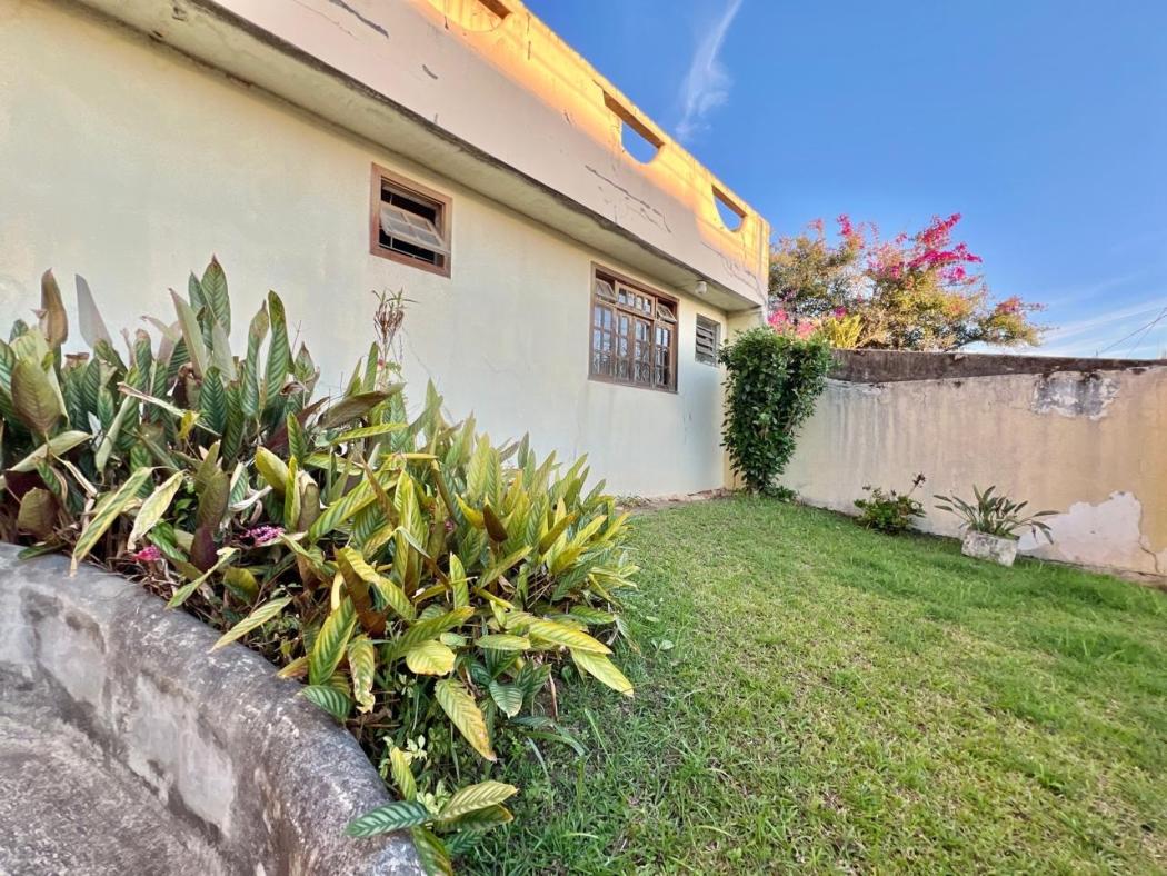 Casa para Venda em Curitiba, Jardim das Américas, 3 dormitórios, 2 suítes, 4 banheiros, 2 vagas