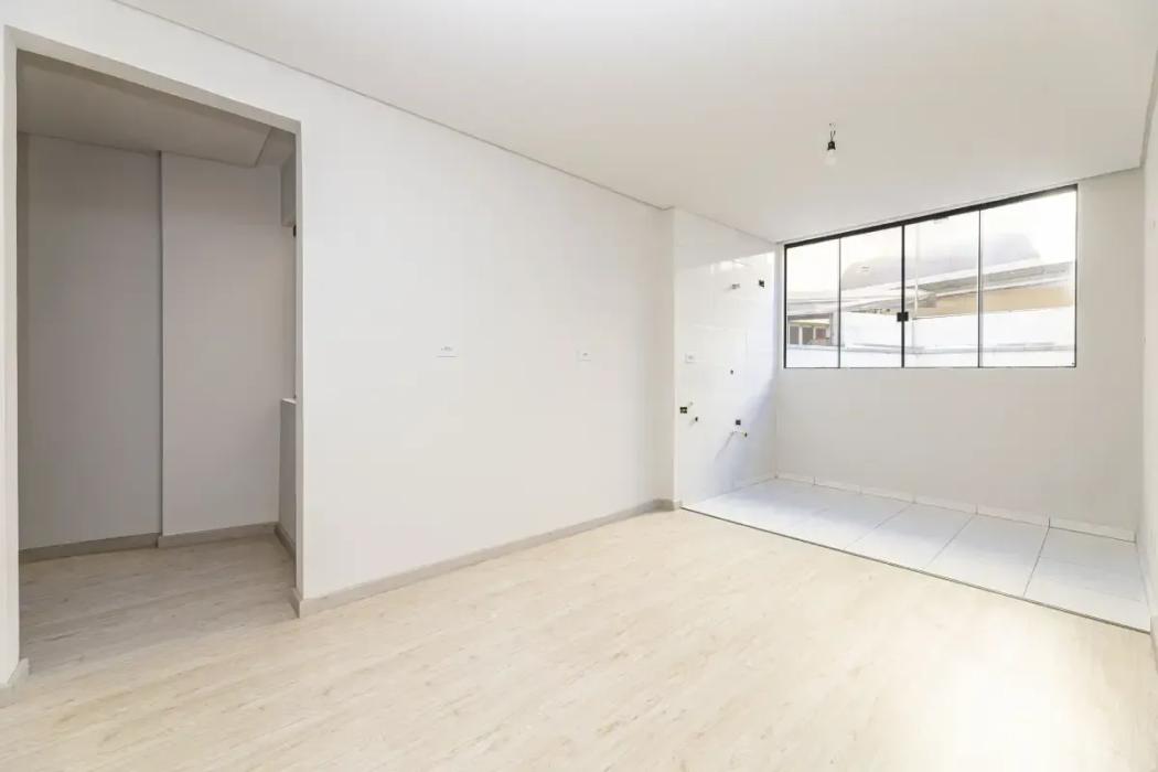 Apartamento 1 quarto, 1 vaga de garagem no Ed Porto Príncipe, Juvevê, Curitiba/PR