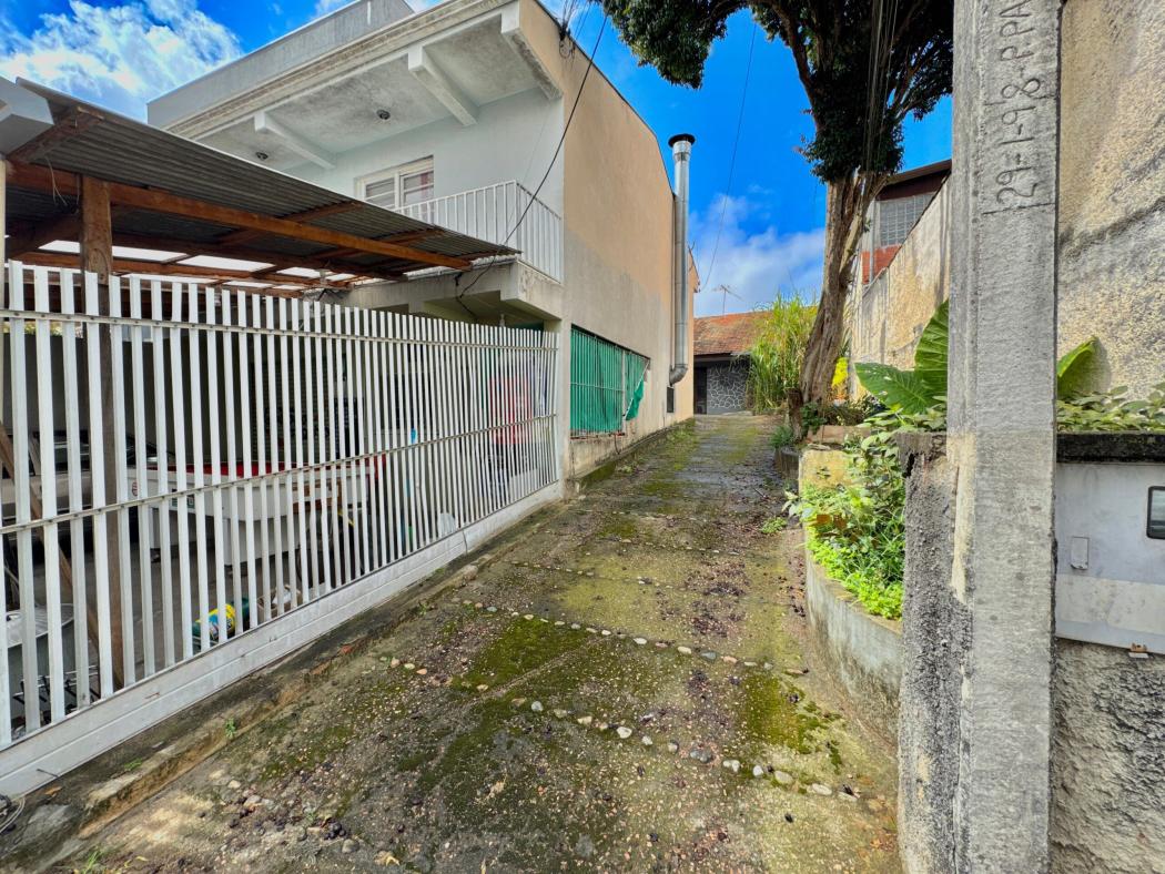 TERRENO à venda com 440m² por R$ 1.200.000,00 no bairro Pinheirinho - CURITIBA / PR