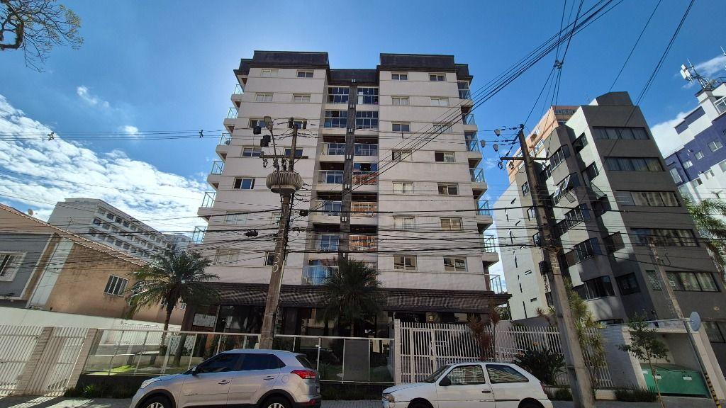 Apartamento para alugar, 39 m² por R$ 2.889,10/mês - Centro - Curitiba/PR