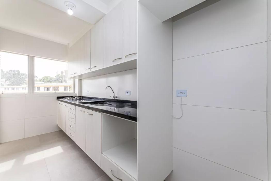 Apartamento 1 quarto, AU: 46,50m², Ed José Conrado Riedel, Centro Cívico, Curitiba/PR