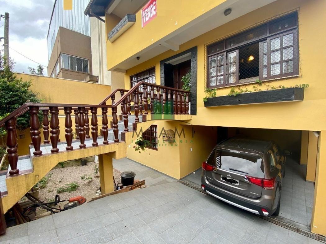 Sobrado com 3 dormitórios à venda, 240 m² por R$ 1.000.000,00 - Cajuru - Curitiba/PR