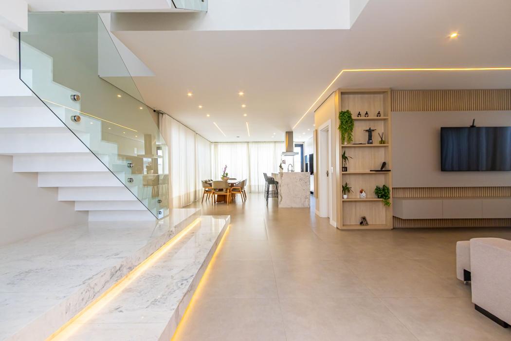 Casa com 3 suítes à venda - Neoville, Curitiba PR